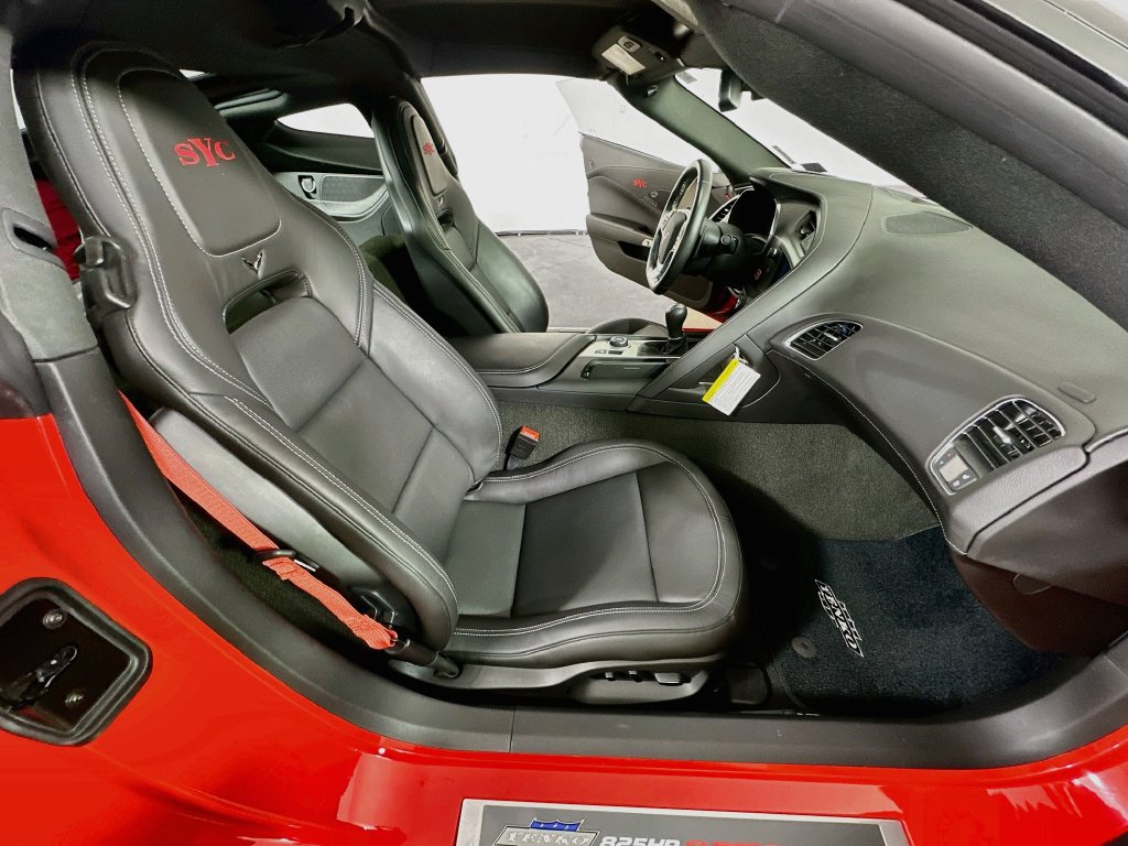 Used 2018 Chevrolet Corvette Grand Sport RWD image 12