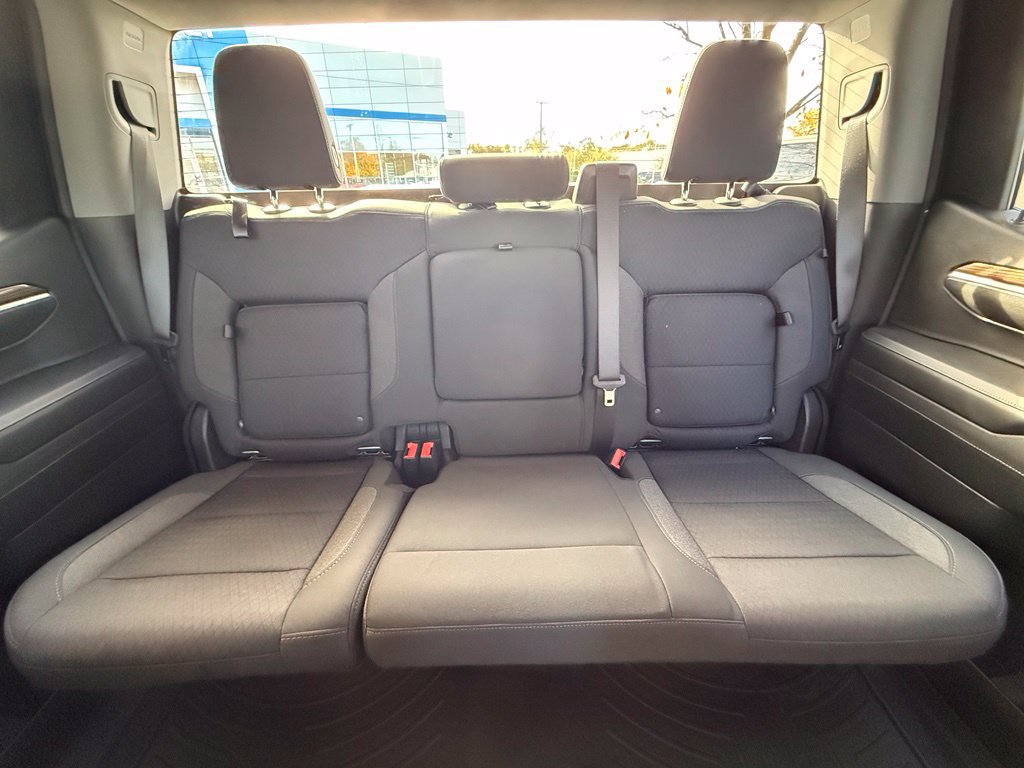 Used 2023 Chevrolet Silverado 1500 LT AWD/4WD image 34