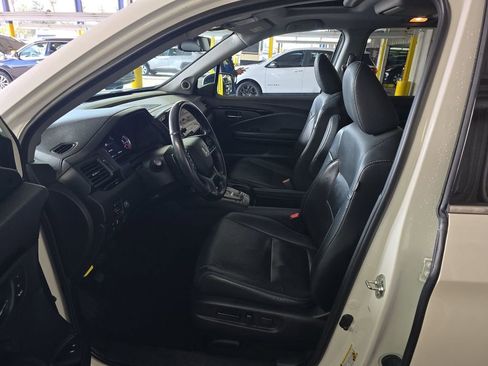 Used 2019 Honda Pilot Elite image 7
