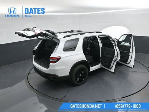 New 2026 Honda Pilot Black Edition image 48