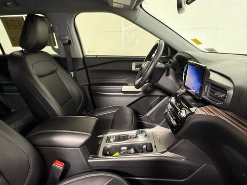 Used 2021 Ford Explorer Limited w/ Equipment Group 301A image 53