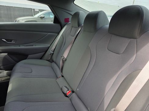 New 2026 Hyundai Elantra SE FWD image 14