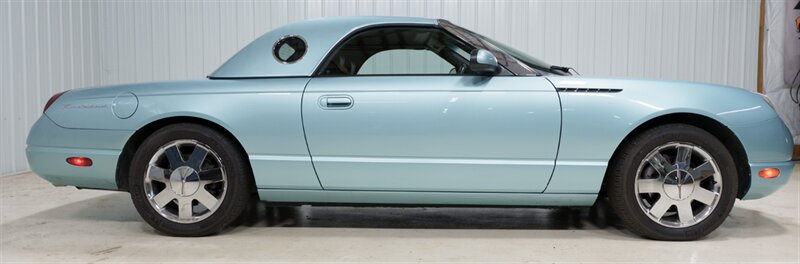 Used 2002 Ford Thunderbird RWD image 11