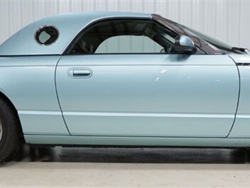 Used 2002 Ford Thunderbird RWD image 11