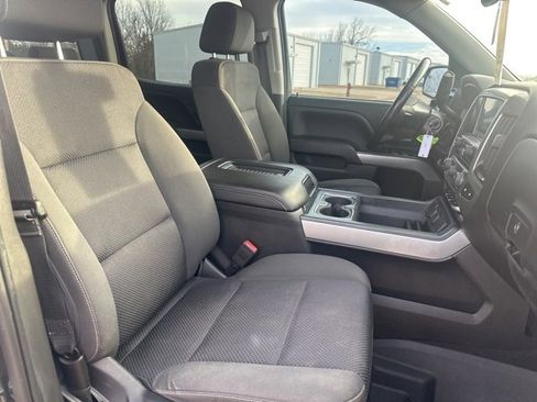 Used 2018 Chevrolet Silverado 1500 LT w/ Texas Edition image 31
