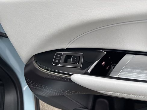 Used 2024 Cadillac Lyriq Luxury image 29