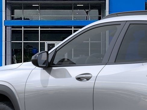 New 2026 Chevrolet Trax LT image 12
