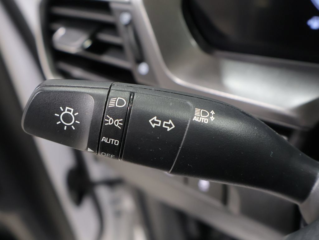 Used 2025 Kia Telluride S AWD/4WD image 43