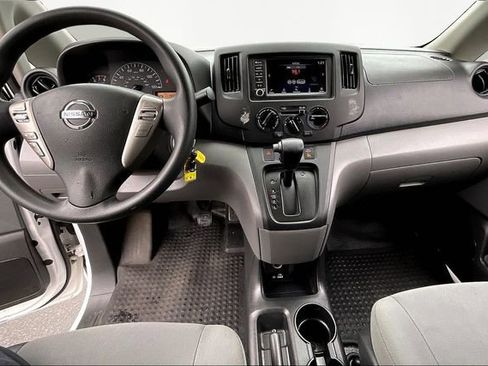 Used 2020 Nissan NV200 SV w/ Back Door Glass Package image 7