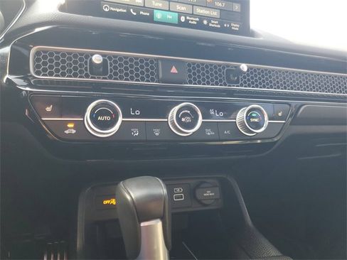 Certified 2024 Honda Civic Sport Touring image 29