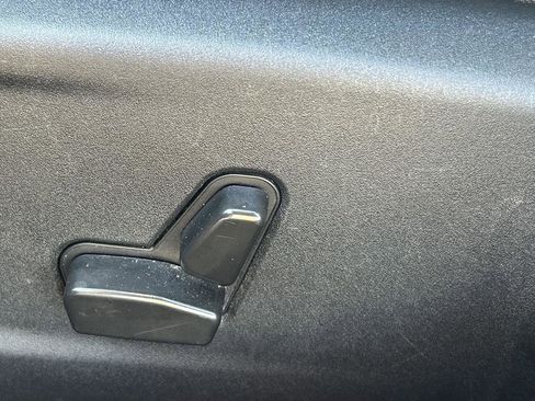 Used 2022 Dodge Charger SXT w/ Leather Interior Group image 7