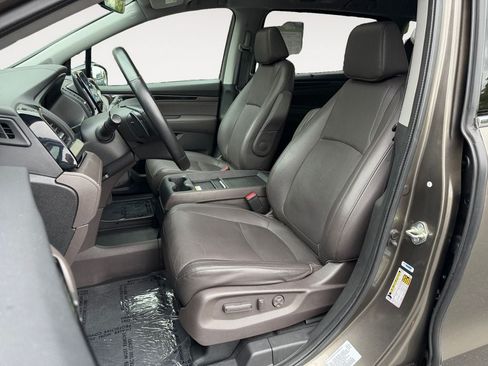Used 2018 Honda Odyssey Elite image 6