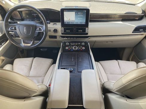 Used 2019 Lincoln Navigator L Reserve AWD/4WD image 13