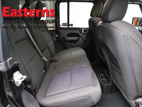 Used 2023 Jeep Wrangler Unlimited w/ Cold Weather Group AWD/4WD image 23