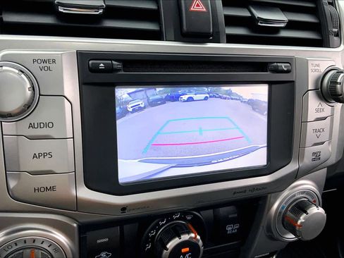 Used 2019 Toyota 4Runner SR5 Premium image 26