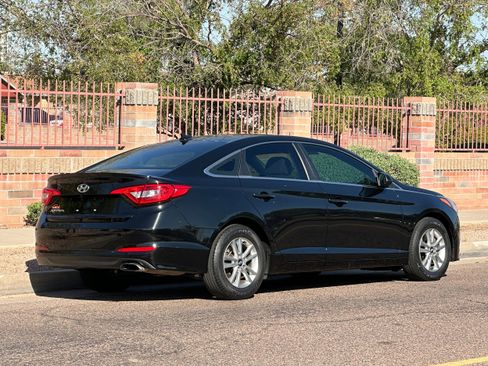 Used 2017 Hyundai Sonata SE FWD image 10