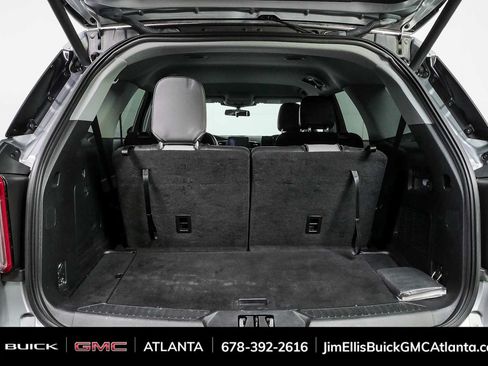 Used 2021 Ford Explorer XLT w/ Equipment Group 202A RWD image 29