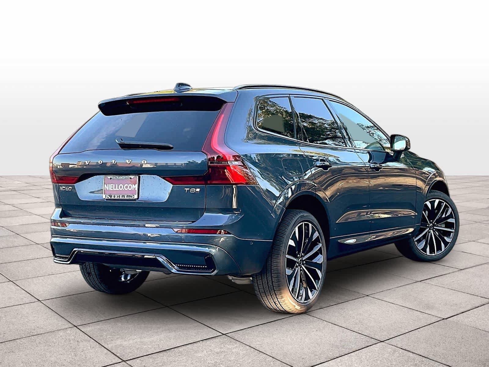 New 2027 Volvo XC60 T8 Ultra AWD/4WD image 4