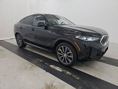 Used 2026 BMW X6 xDrive40i AWD/4WD image 2