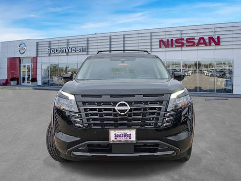 New 2026 Nissan Pathfinder SV image 4