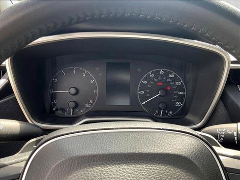 Used 2025 Toyota Corolla SE FWD image 18