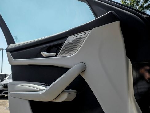 New 2026 Jaguar F-PACE R-Dynamic S AWD/4WD image 11