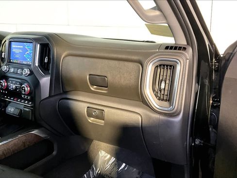 Used 2022 GMC Sierra 1500 Denali w/ Denali Premium Package image 19