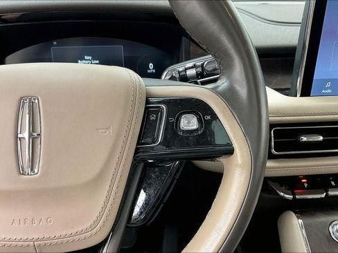 Used 2023 Lincoln Aviator Reserve w/ Equipment Group 201A AWD/4WD image 24