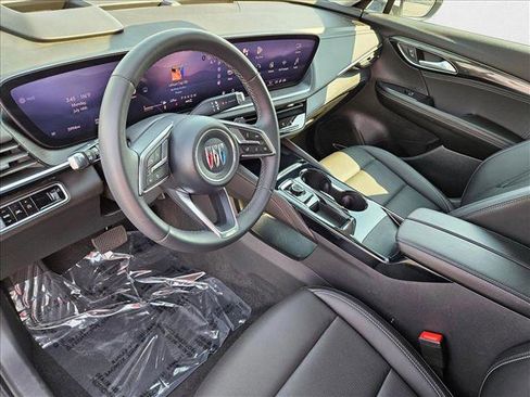 New 2025 Buick Envision Preferred image 3