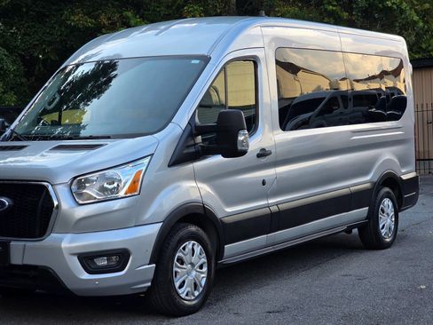 Used 2021 Ford Transit 350 XLT RWD image 3