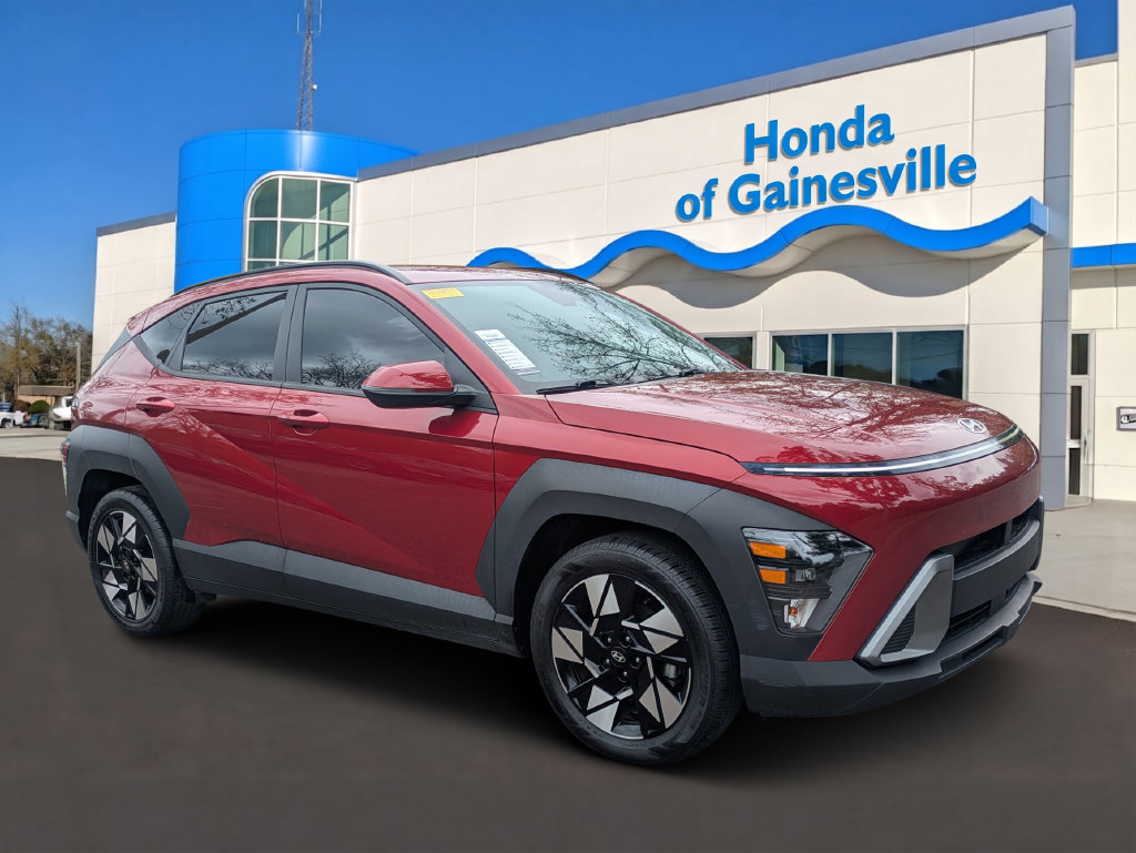 Used 2024 Hyundai Kona SEL FWD image 1
