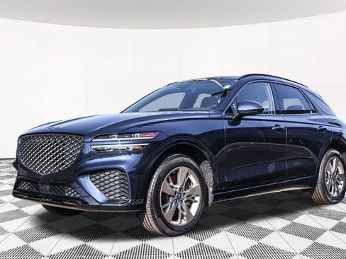 Used 2023 Genesis GV70 3.5T Sport w/ Winter Weather Package AWD/4WD image 6