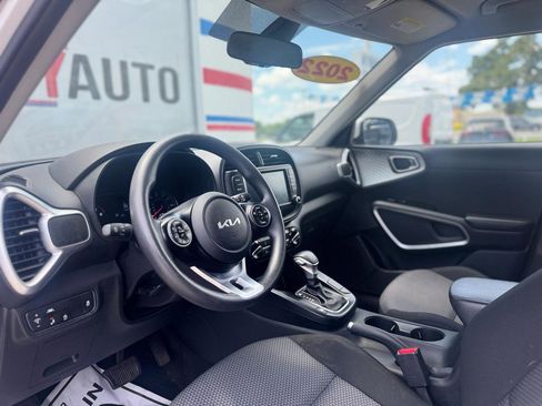 Used 2022 Kia Soul LX w/ Technology Package FWD image 45