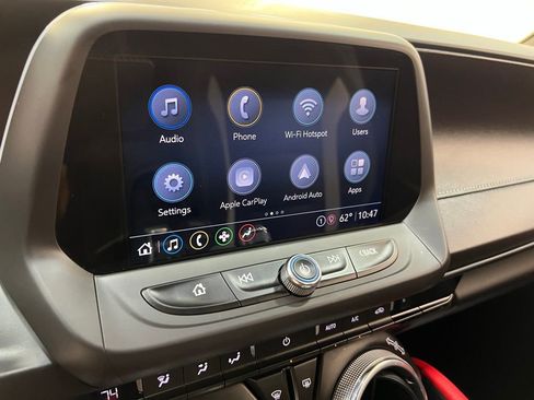 Used 2021 Chevrolet Camaro LT w/ Technology Package RWD image 22