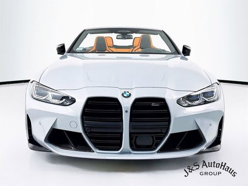 Used 2022 BMW M4 xDrive Competition image 2