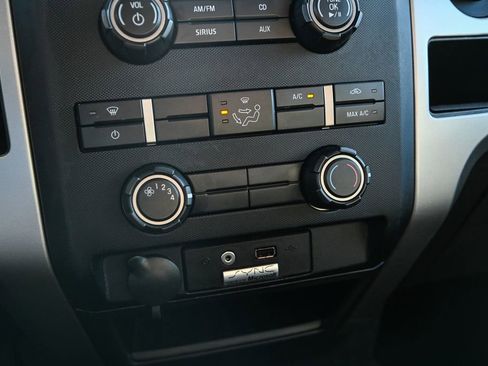 Used 2014 Ford F150 XLT image 33