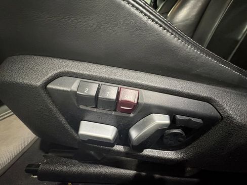 Used 2018 BMW M3 image 11