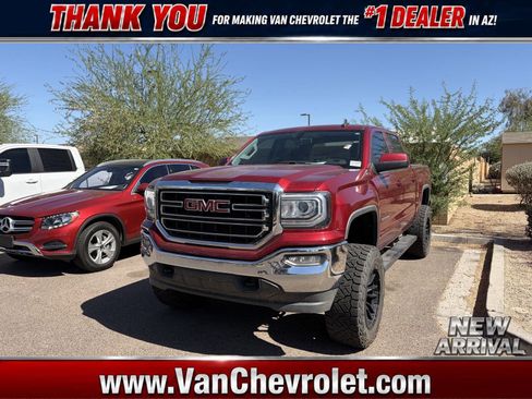 Used 2018 GMC Sierra 1500 SLE AWD/4WD image 1
