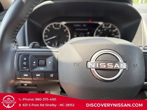 Certified 2025 Nissan Rogue SV AWD/4WD image 21
