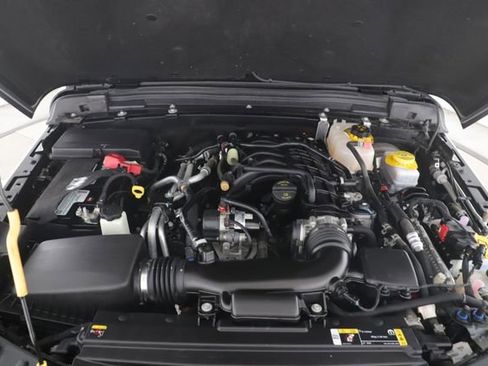 Used 2022 Jeep Wrangler Unlimited Sahara image 15