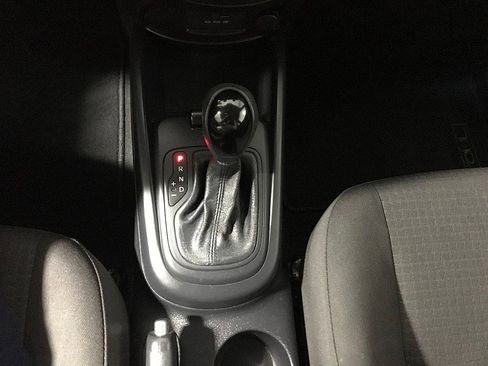 Used 2012 Kia Soul 4d Hatchback Base Auto image 28