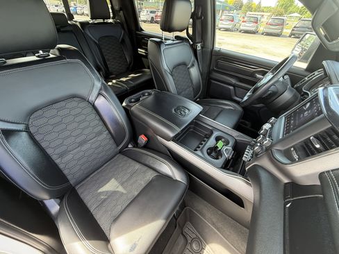 Used 2020 RAM 1500 Sport w/ Comfort & Convenience Group AWD/4WD image 17