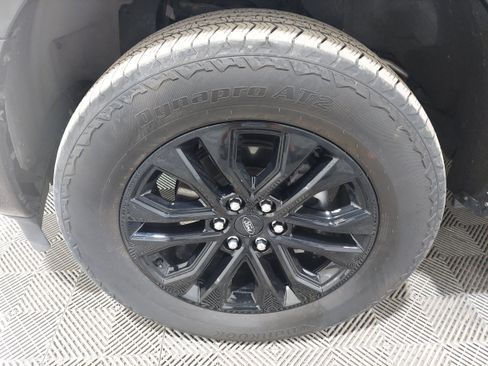 Used 2024 Ford F150 Lariat w/ Equipment Group 502A High AWD/4WD image 6