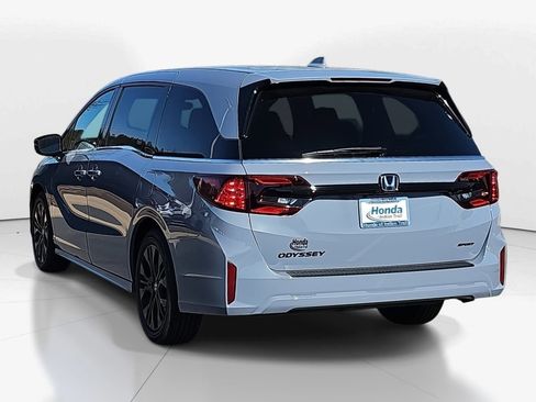 Used 2026 Honda Odyssey Sport-L image 5