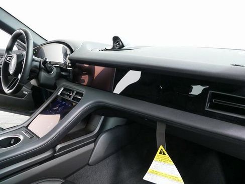 New 2026 Porsche Taycan image 27