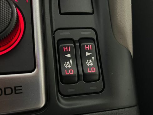 Used 2022 Subaru Forester Premium image 14