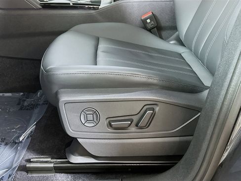 New 2025 Audi Q5 Premium Plus image 19