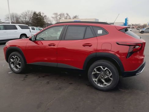 New 2026 Chevrolet Trax LT w/ LT Convenience Package image 38