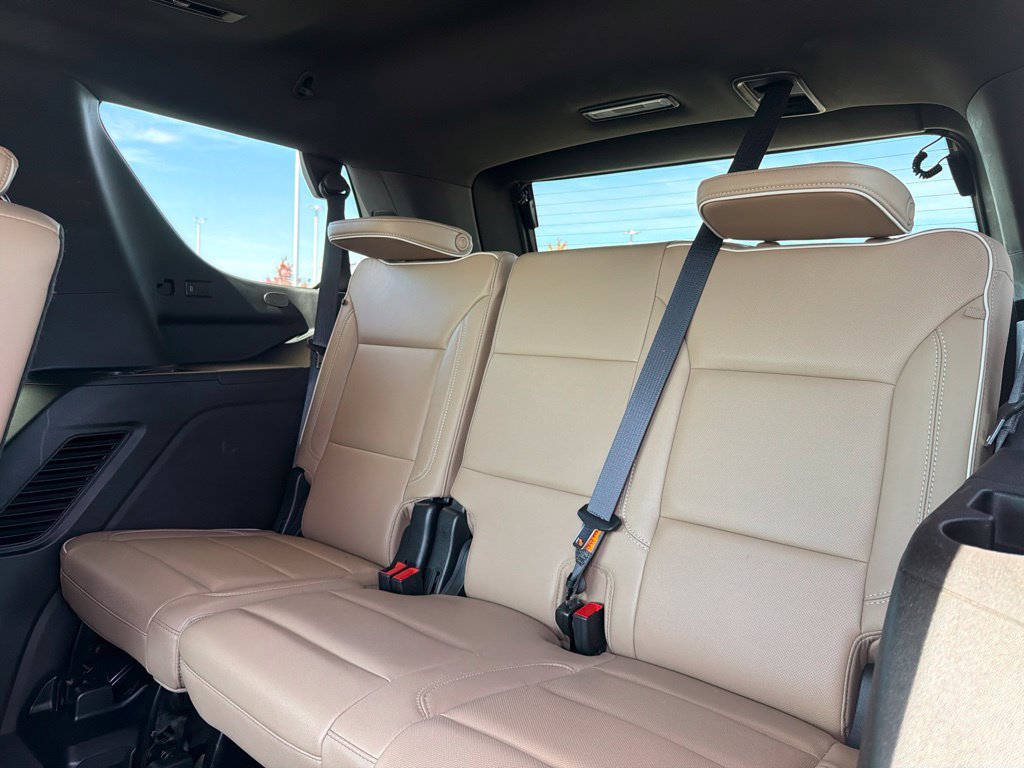 Used 2023 Chevrolet Tahoe Premier AWD/4WD image 21