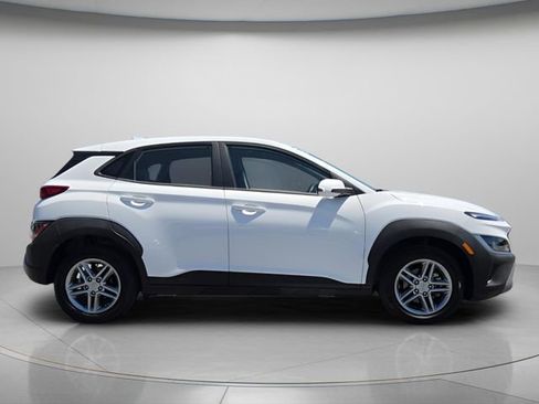 Used 2023 Hyundai Kona SE FWD image 9